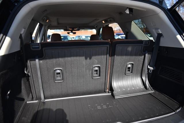 2025 Nissan Pathfinder Vehicle Photo in Ballwin, MO 63011