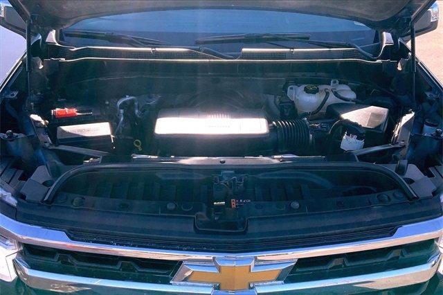 2024 Chevrolet Silverado 1500 Vehicle Photo in KANSAS CITY, MO 64114-4502