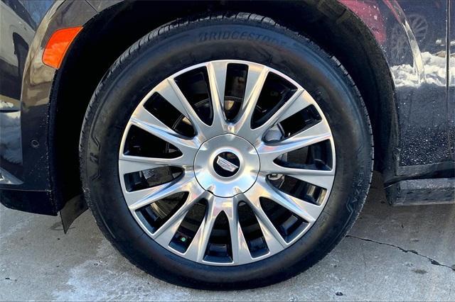 2023 Cadillac Escalade Vehicle Photo in KANSAS CITY, MO 64114-4545