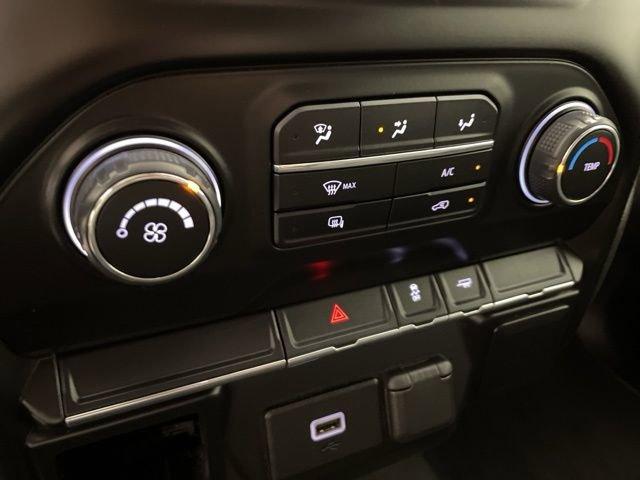 2019 Chevrolet Silverado 1500 Vehicle Photo in PHOENIX, AZ 85014-3381