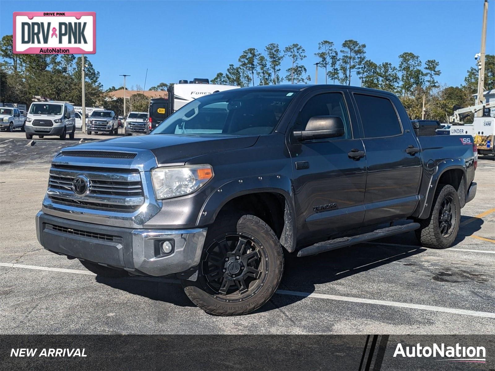 2016 Toyota Tundra 4WD Truck Vehicle Photo in Jacksonville, FL 32244