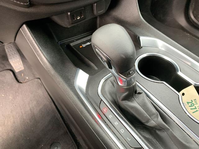 2022 Chevrolet Traverse Vehicle Photo in MOON TOWNSHIP, PA 15108-2571
