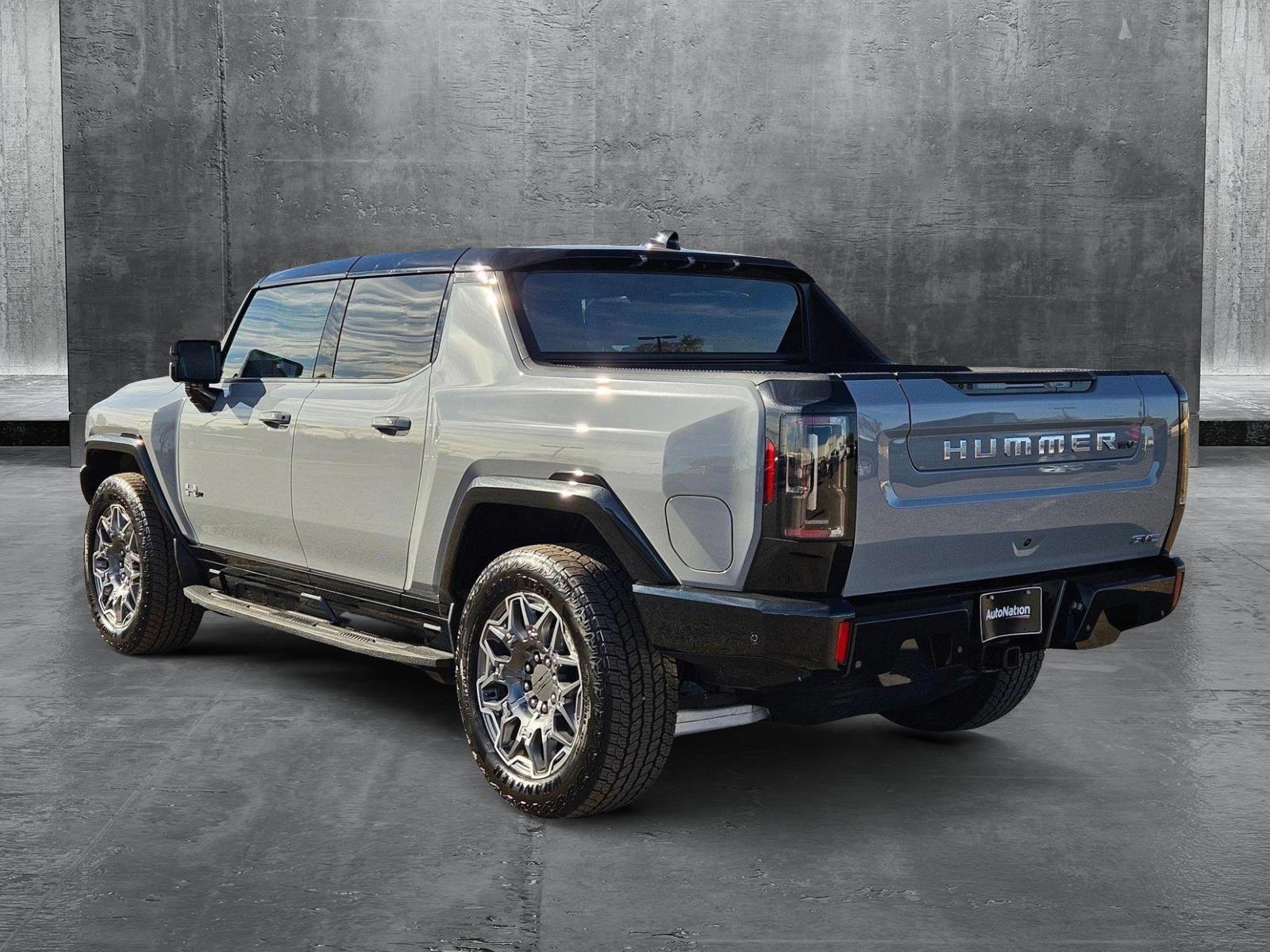 2024 GMC HUMMER EV Pickup Vehicle Photo in PEORIA, AZ 85382-3715