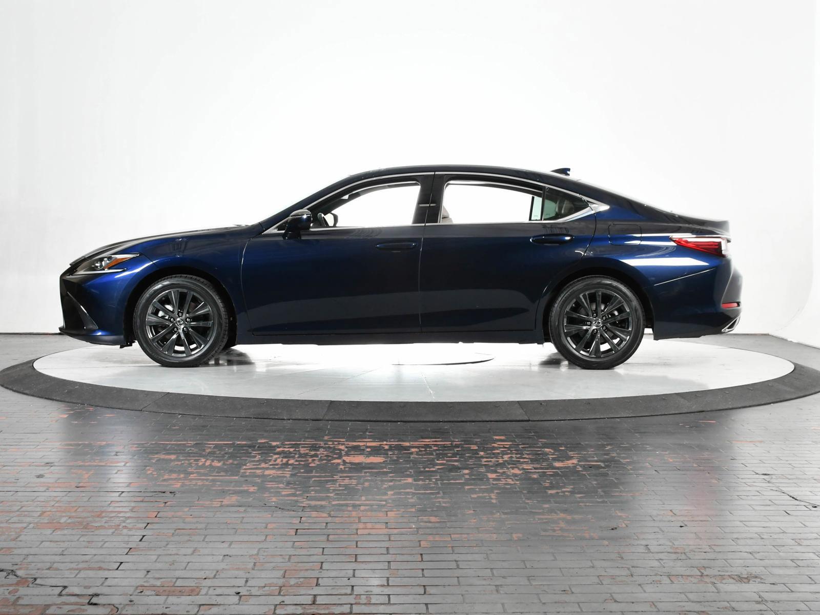 2020 Lexus ES 350 Vehicle Photo in DALLAS, TX 75235