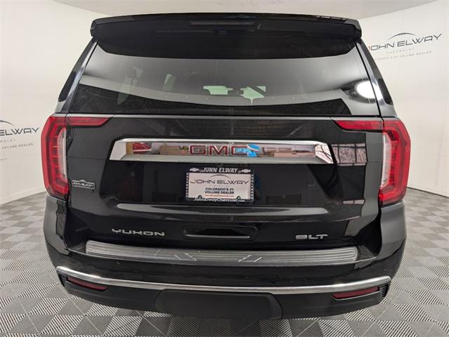 2022 GMC Yukon XL Vehicle Photo in ENGLEWOOD, CO 80113-6708