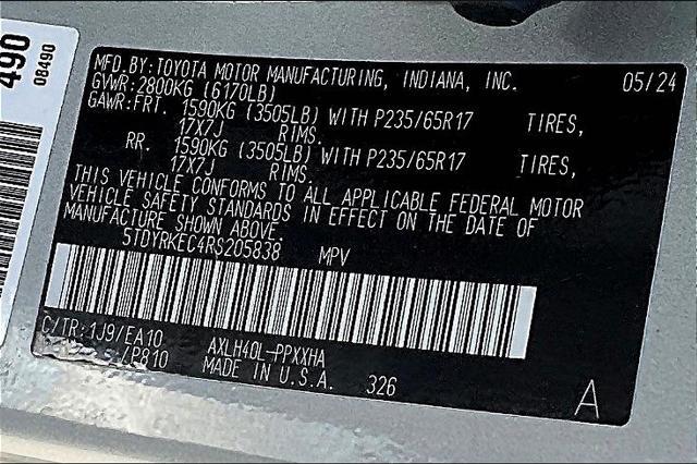 2024 Toyota Sienna Vehicle Photo in Grapevine, TX 76051