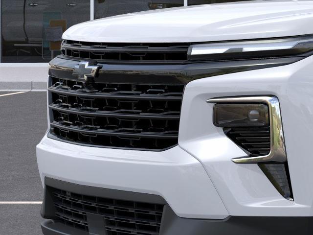 2025 Chevrolet Traverse Vehicle Photo in VALENCIA, CA 91355-1705