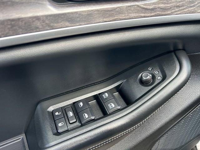 2024 Jeep Grand Cherokee Vehicle Photo in MEDINA, OH 44256-9631