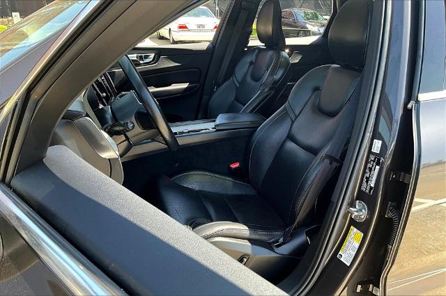2022 Volvo XC60 Vehicle Photo in Houston, TX 77007