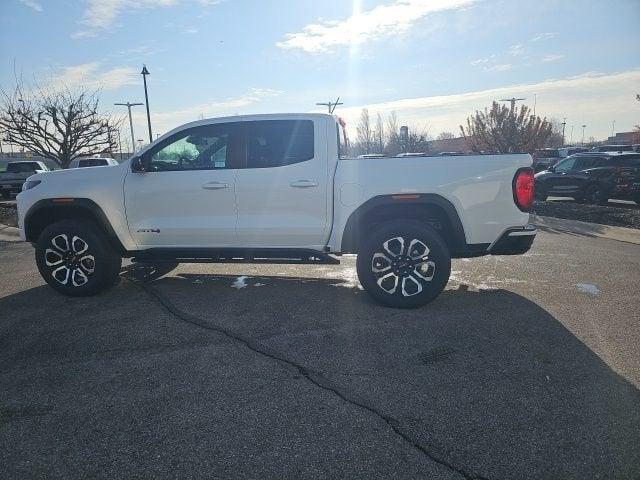 2025 GMC Canyon Vehicle Photo in Fishers, IN 46038