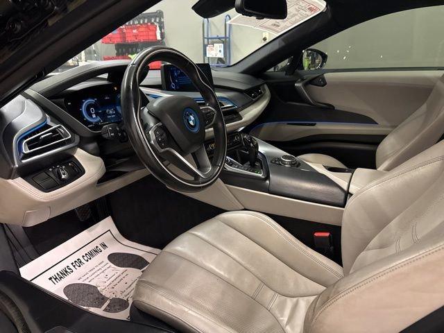 2015 BMW i8 Vehicle Photo in MEDINA, OH 44256-9631