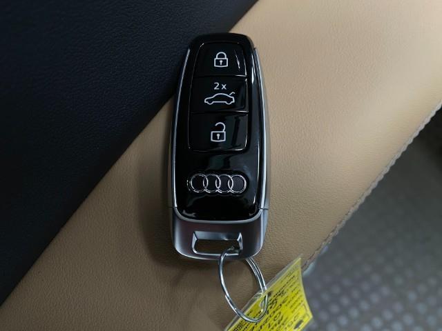 2025 Audi Q7 Vehicle Photo in Appleton, WI 54913