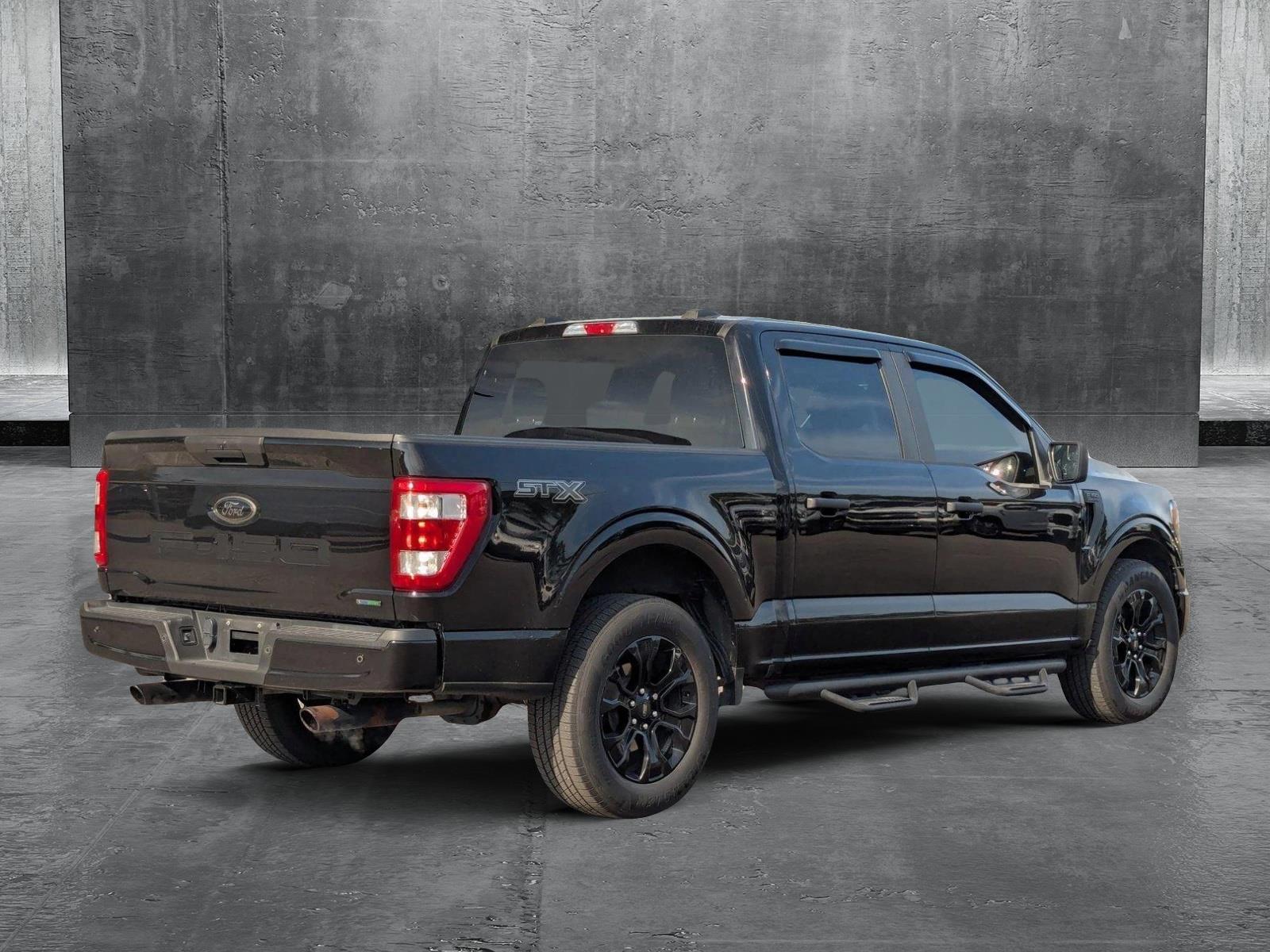 2022 Ford F-150 Vehicle Photo in St. Petersburg, FL 33713
