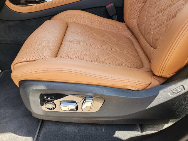 2024 BMW X7 xDrive40i Vehicle Photo in PLANO, TX 75024