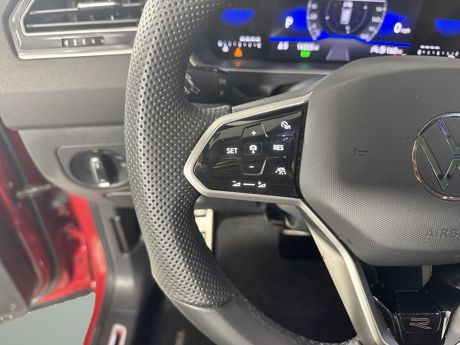 2024 Volkswagen Tiguan Vehicle Photo in Georgetown, TX 78626