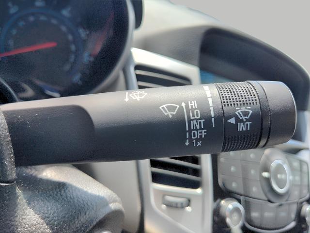 2015 Chevrolet Cruze Vehicle Photo in Green Bay, WI 54304