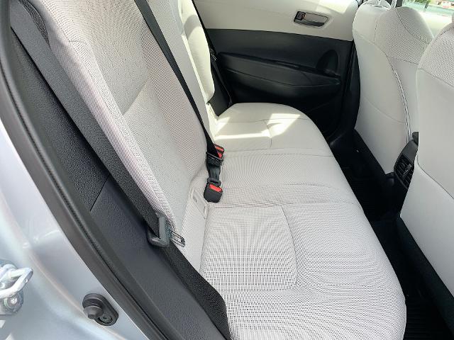 2024 Toyota Corolla Cross Vehicle Photo in MOON TOWNSHIP, PA 15108-2571