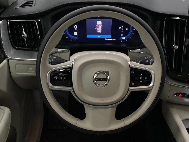 2025 Volvo XC60 Vehicle Photo in Appleton, WI 54913