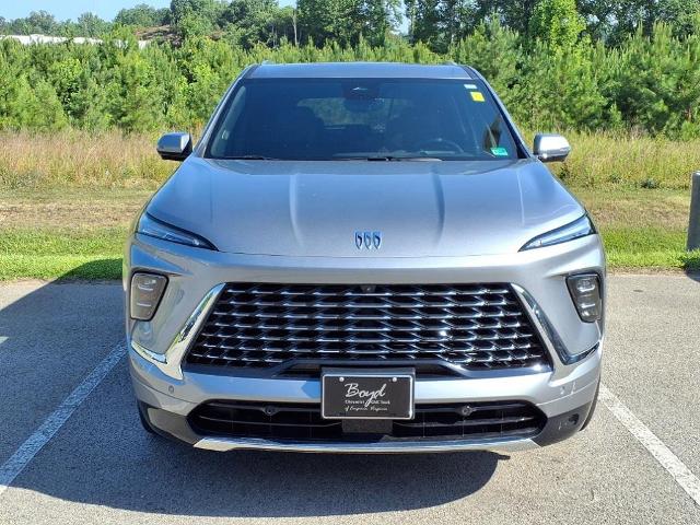 2025 Buick Enclave Vehicle Photo in EMPORIA, VA 23847-1235