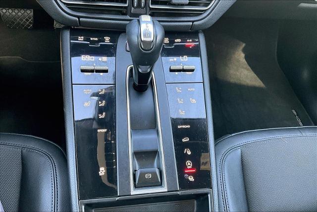 2022 Porsche Macan Vehicle Photo in Tulsa, OK 74145