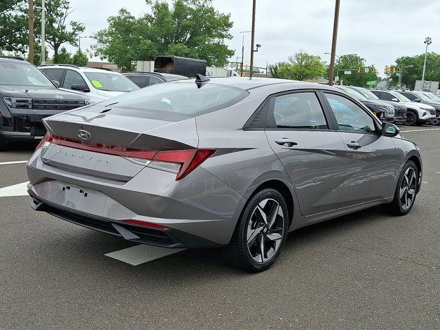 2023 Hyundai ELANTRA Vehicle Photo in Philadelphia, PA 19116