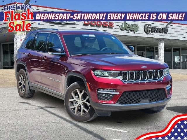 2023 Jeep Grand Cherokee Vehicle Photo in Ennis, TX 75119-5114