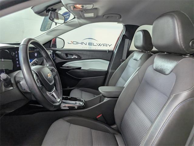 2024 Chevrolet Trax Vehicle Photo in ENGLEWOOD, CO 80113-6708