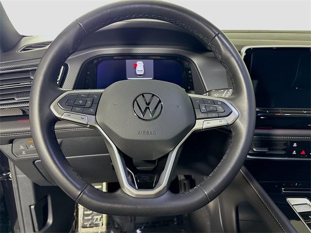 2024 Volkswagen Atlas Cross Sport Vehicle Photo in Puyallup, WA 98371