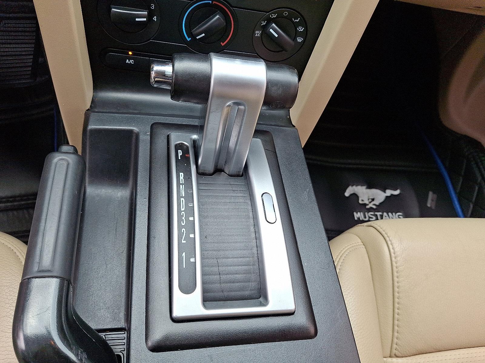 2007 Ford Mustang Vehicle Photo in Willow Grove, PA 19090