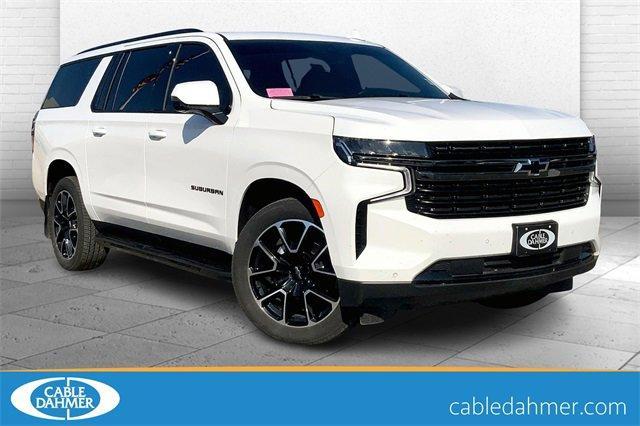 2022 Chevrolet Suburban Vehicle Photo in KANSAS CITY, MO 64114-4502
