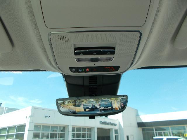2026 GMC Acadia Vehicle Photo in LOWELL, MA 01852-4336