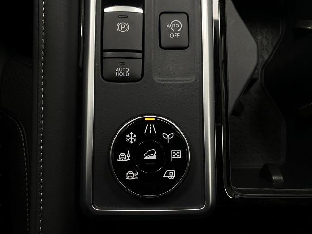 2025 Nissan Pathfinder Vehicle Photo in Appleton, WI 54913