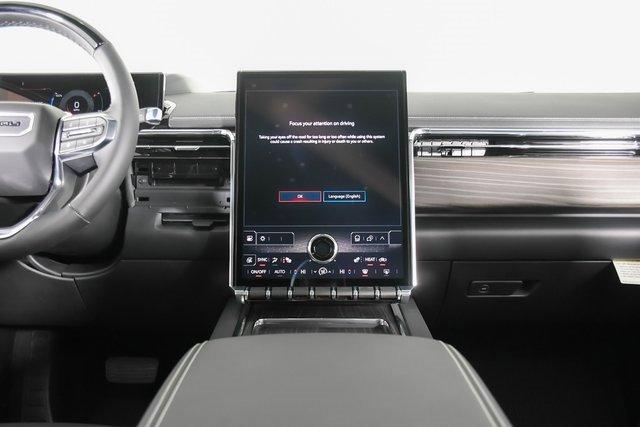 2025 GMC Sierra EV Vehicle Photo in PUYALLUP, WA 98371-4149