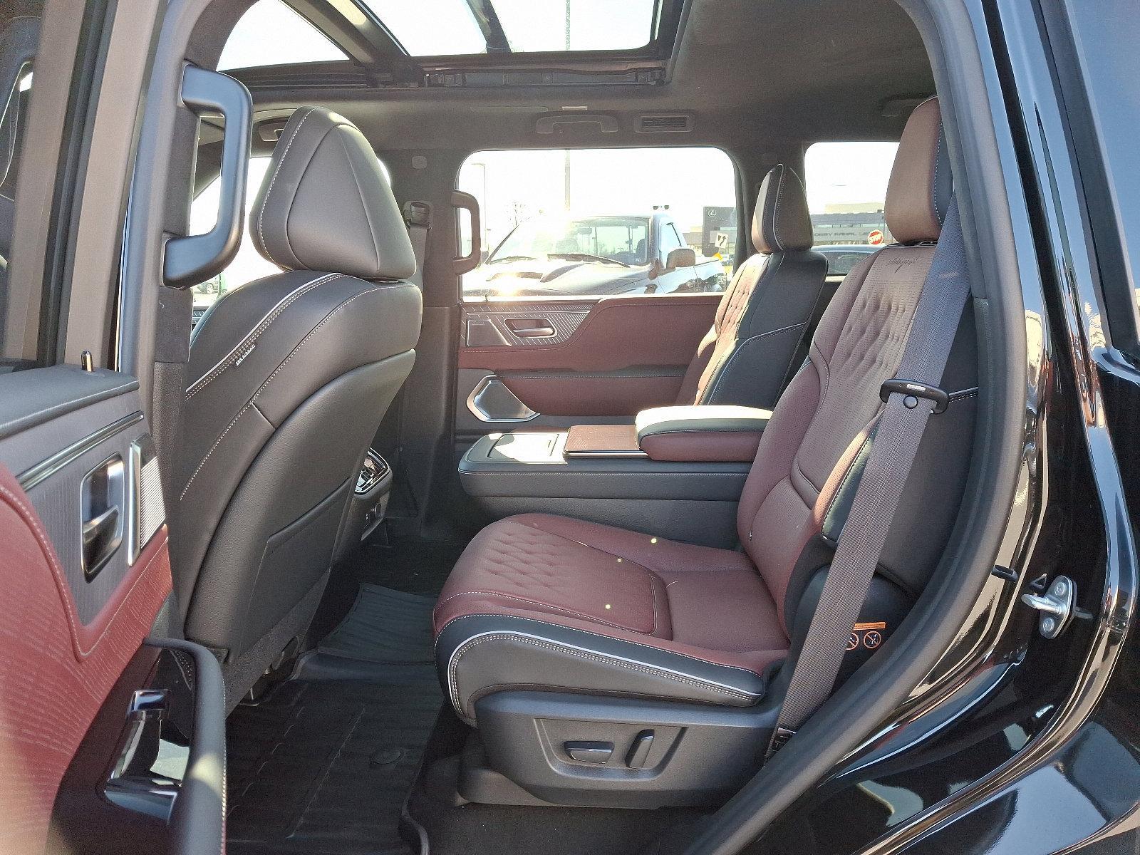 2025 INFINITI QX80 Vehicle Photo in Mechanicsburg, PA 17050