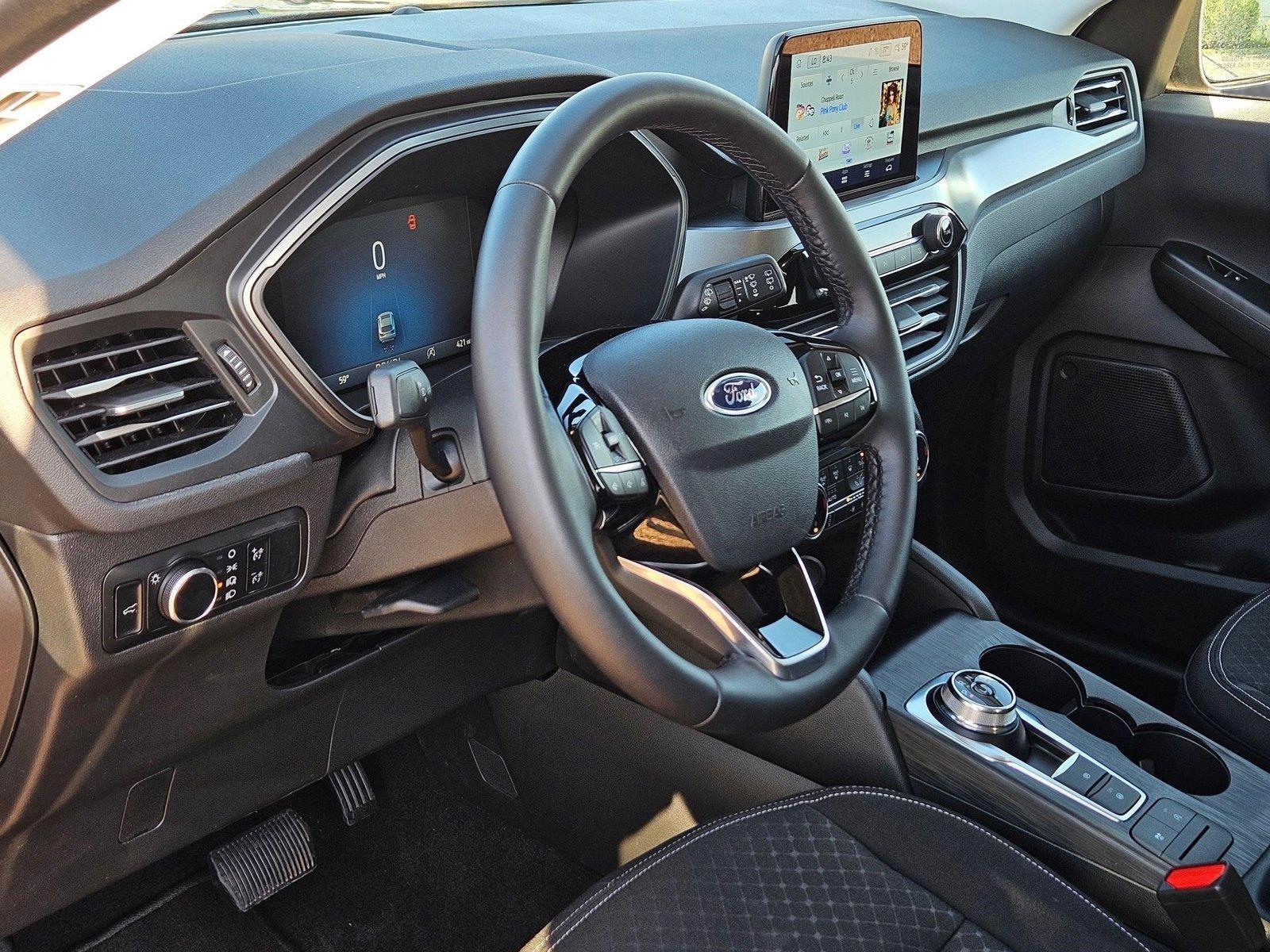 2024 Ford Escape Vehicle Photo in WACO, TX 76710-2592