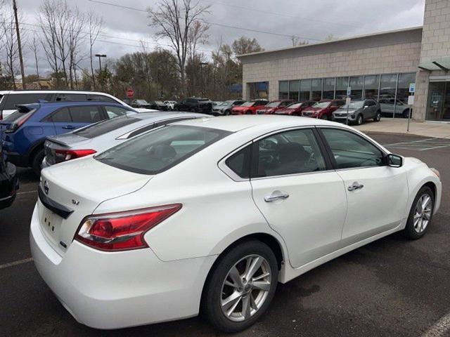 2013 Nissan Altima Vehicle Photo in TREVOSE, PA 19053-4984