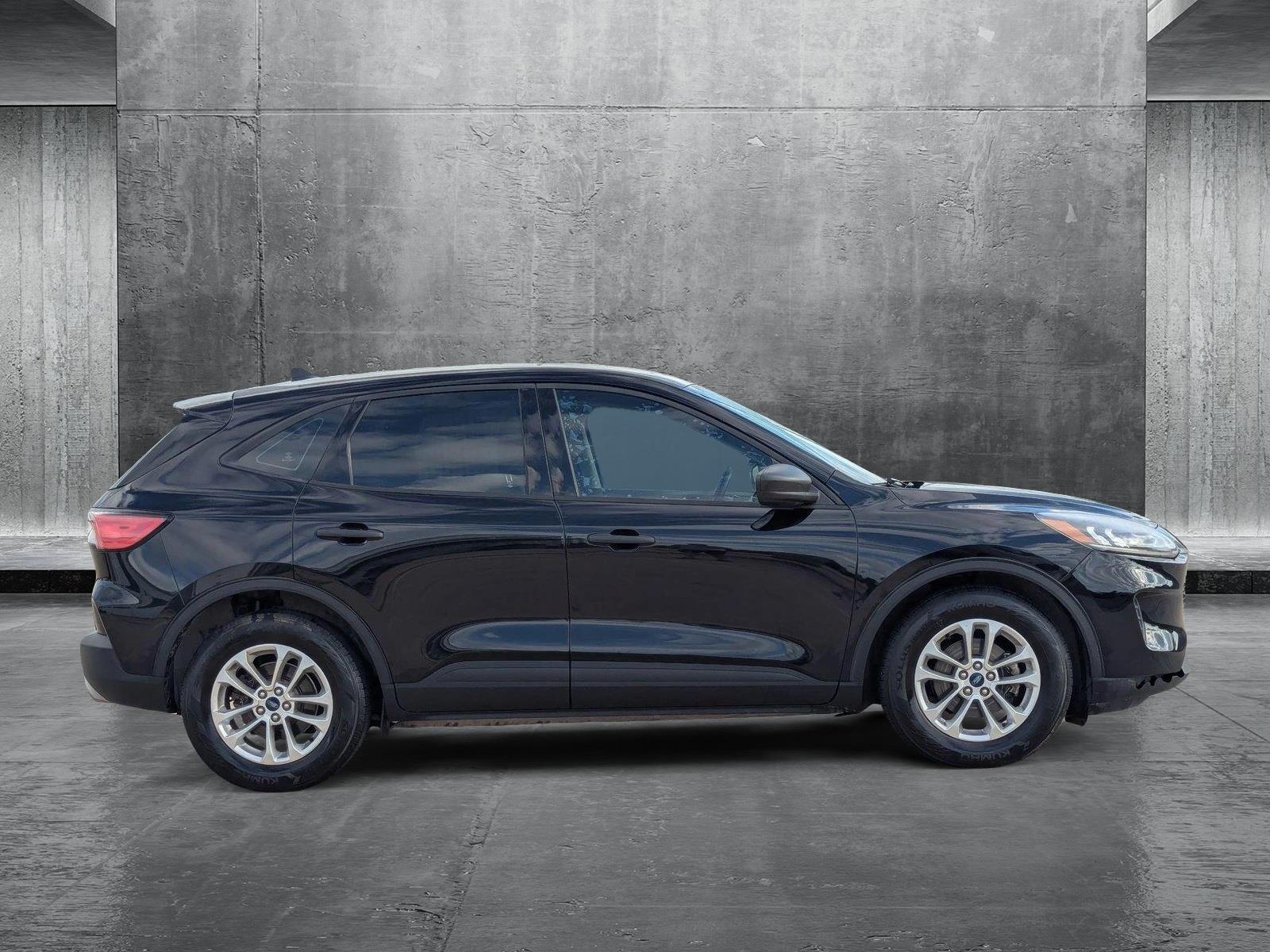 2021 Ford Escape Vehicle Photo in CORPUS CHRISTI, TX 78412-4902