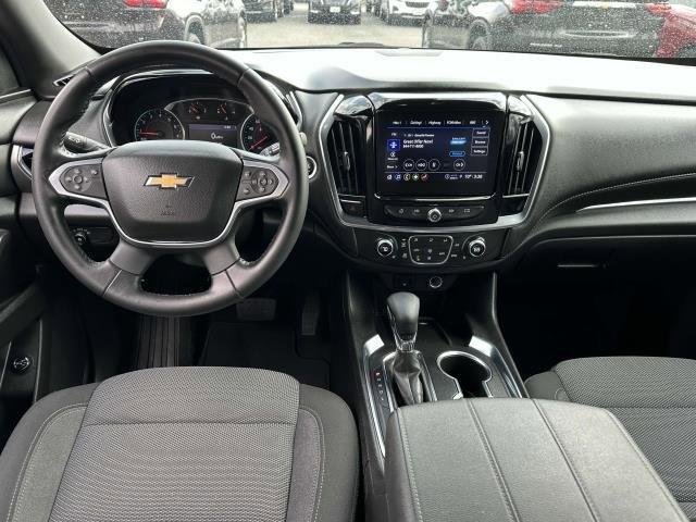 2022 Chevrolet Traverse Vehicle Photo in SAINT JAMES, NY 11780-3219
