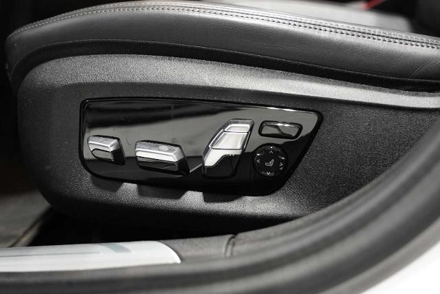 2022 BMW 740i Vehicle Photo in GRAPEVINE, TX 76051