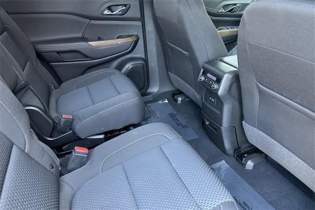 2023 GMC Acadia Vehicle Photo in ELK GROVE, CA 95757-8703