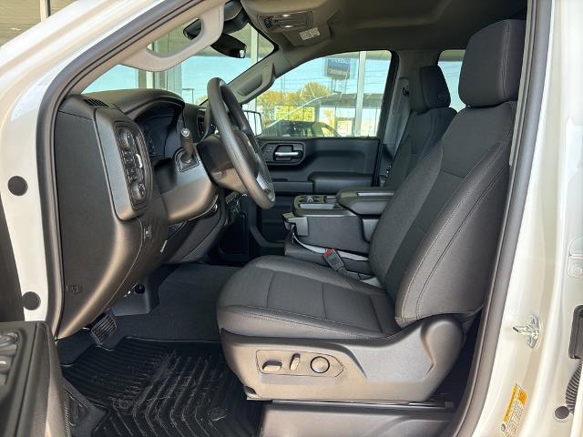 2025 Chevrolet Silverado 1500 Vehicle Photo in MANHATTAN, KS 66502-5036