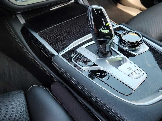 2019 BMW 740i Vehicle Photo in PLANO, TX 75024