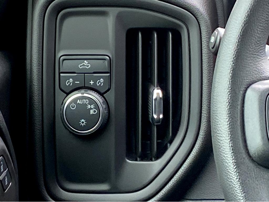 2024 Chevrolet Silverado 1500 Vehicle Photo in POOLER, GA 31322-3252