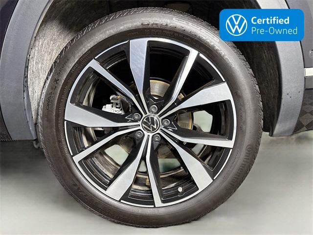 2024 Volkswagen Atlas Cross Sport Vehicle Photo in Puyallup, WA 98371
