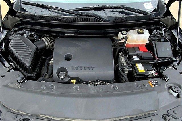 2023 Buick Enclave Vehicle Photo in TOPEKA, KS 66609-0000