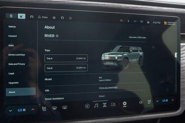 2022 Rivian R1S Vehicle Photo in DANBURY, CT 06810-5034