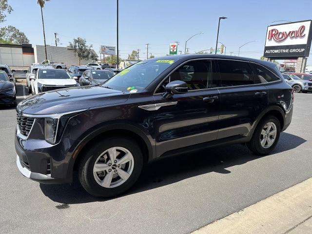 2025 Kia Sorento Vehicle Photo in Tucson, AZ 85712