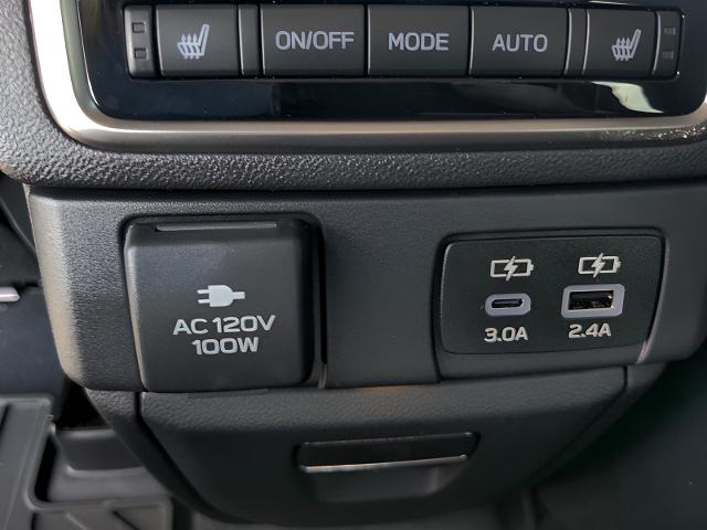 2025 Subaru Ascent Vehicle Photo in Green Bay, WI 54304