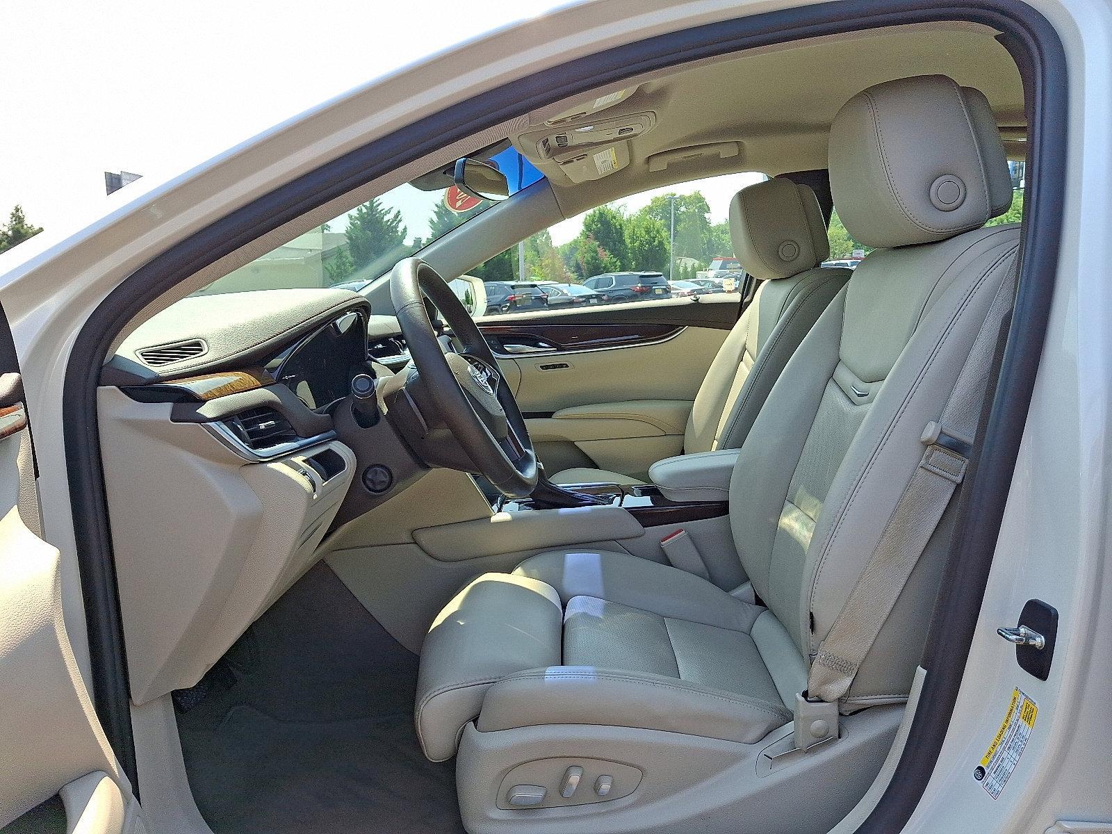 2014 Cadillac XTS Vehicle Photo in Trevose, PA 19053