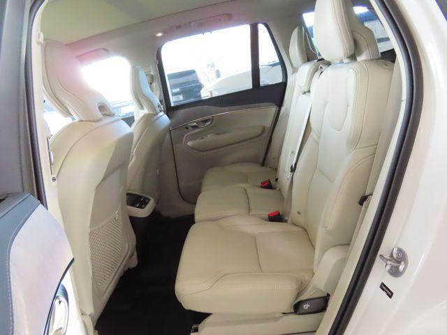 2023 Volvo XC90 Vehicle Photo in DELRAY BEACH, FL 33483-3294